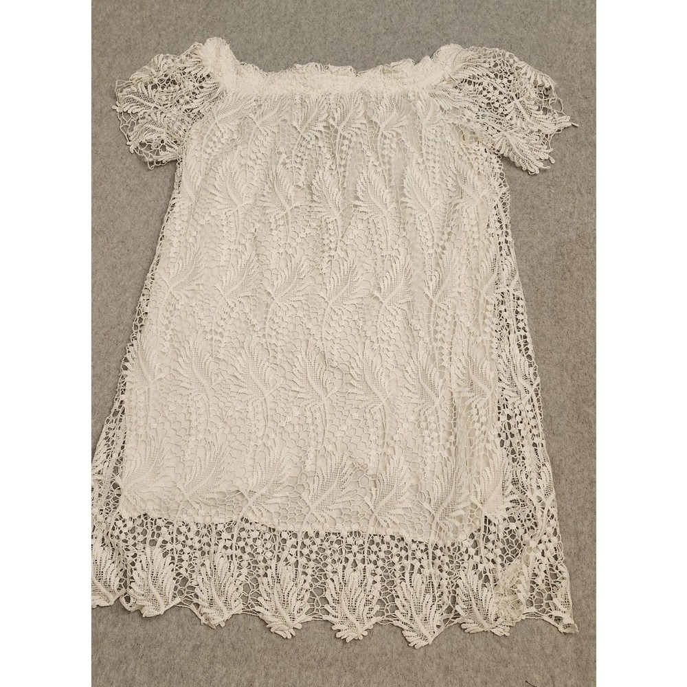 ASTR The Label Shirt Womens Large White Lace Off Shoulder Scalloped ALD41768-003